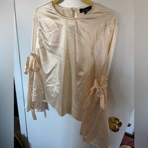 Lea & Viola Cream Blouse with Bow Sleeves